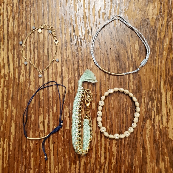 Jewelry - Earrings/Necklaces/Bracelets - Picture 2 of 4